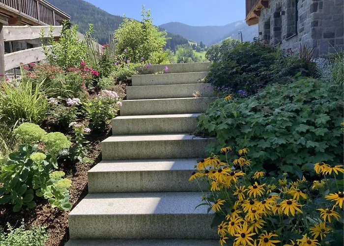 Schneeloewe L Leogang